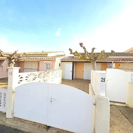 Appartement Cristallines Jolie Mitoyenne Piscine Proche Richelieu Cap D'agde Agde